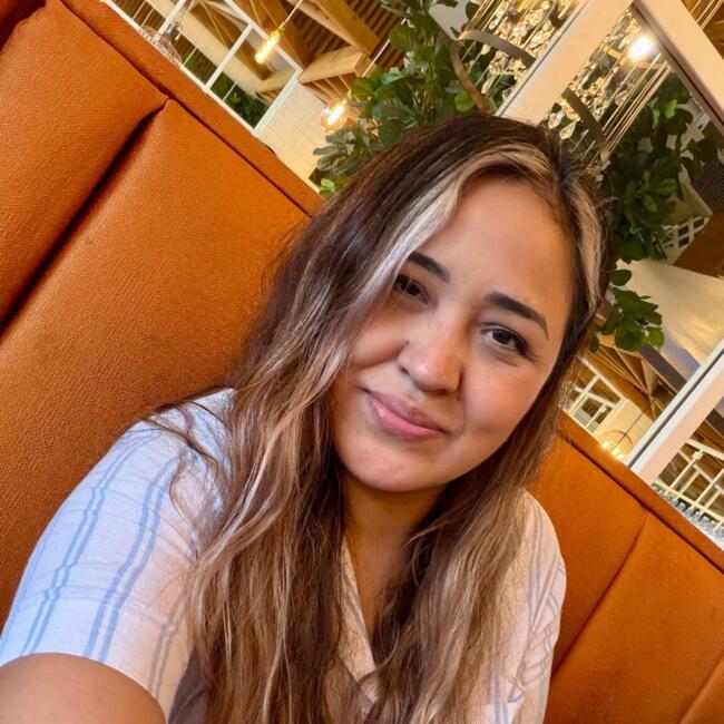 Babysitter in Santa Catarina: Mayra Elizabeth