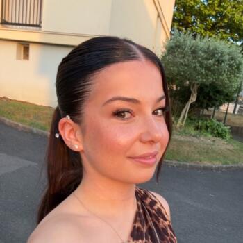 Babysitter Sydney: Hannah