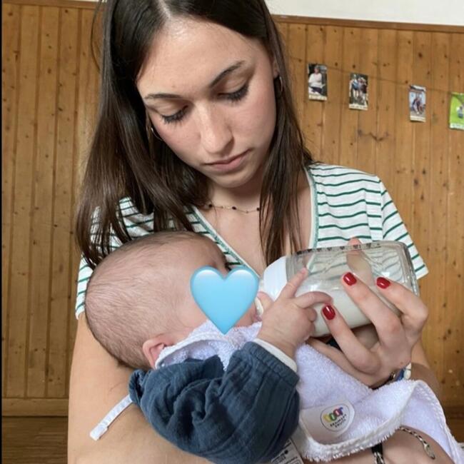 Babysitter in Chambray-lès-Tours: Perinne