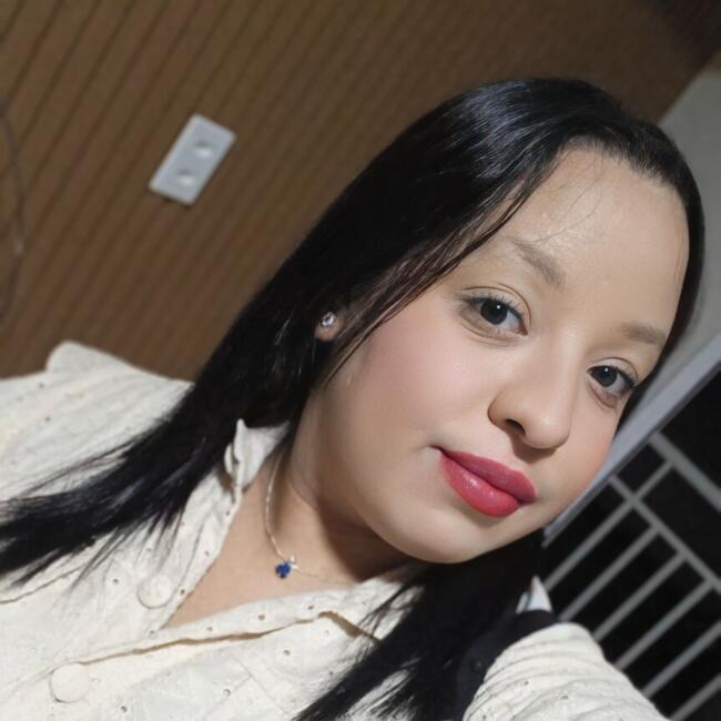 Babysitter in Aparecida de Goiânia: Kryslla