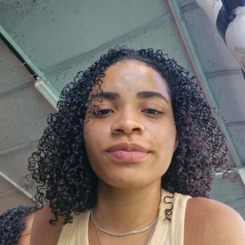 Babá em Salvador: Samara