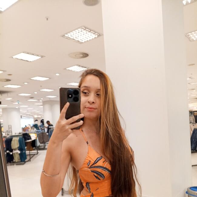 Babá em Maceió: Saphyra