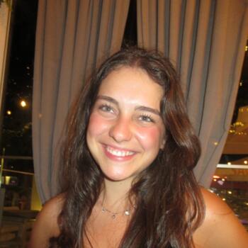 Babysitter in Senhora da Hora: Maria Beatriz