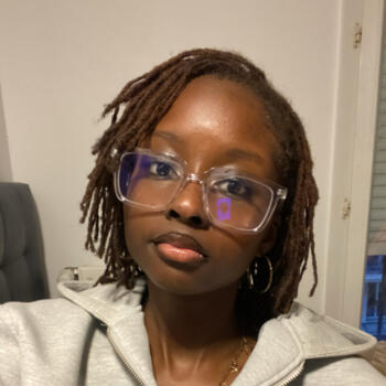 Babysitter in Paris: Haoussa