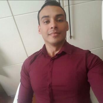 Babysitting job in Leiria: babysitting job Igor Luiz