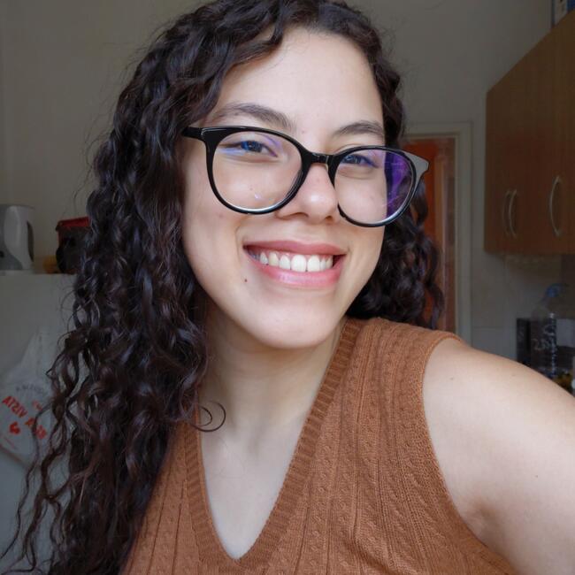 Babysitter in Vila Nova de Famalicão: Ana