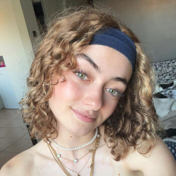 Babysitter in Mérignac: Justine