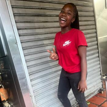 Babysitter in Medellín: Brenda