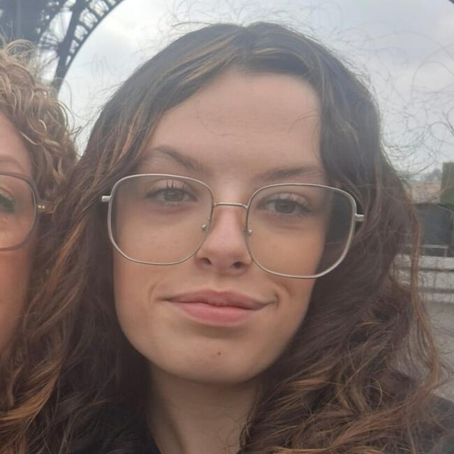 Babysitter in Tigery: Lisa