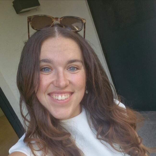 Babysitter in Saint-Alban: Lucie