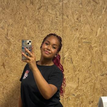 Babá Serra: Karollainyr