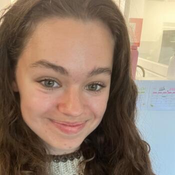 Babysitter Roncq: Chloë