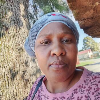 Babysitter in Katlehong: Phumla Knox