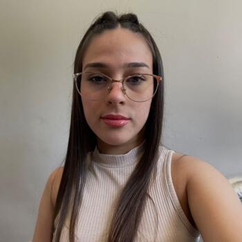 Babysitter in Montevideo: Lara