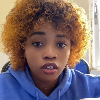 Babysitter in Point Hill: Shinell