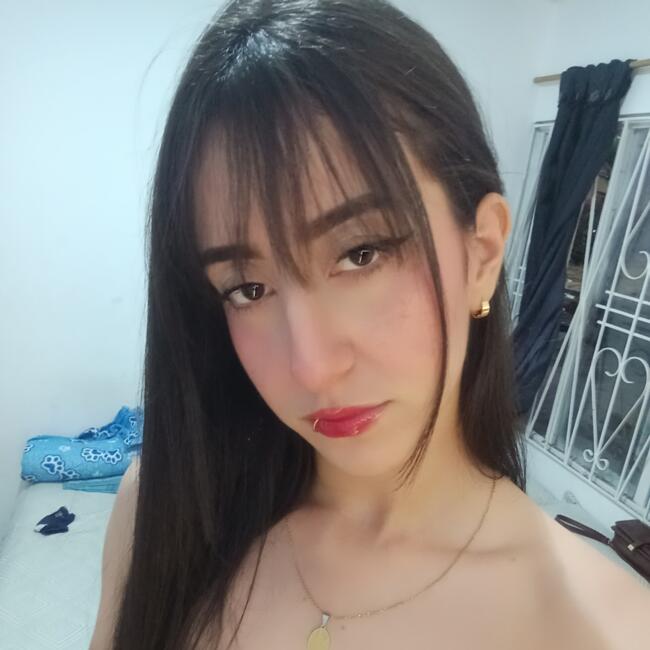 Babysitter in Fontenay-sous-Bois: Laura