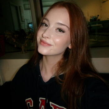 Babysitter in Adelaide: Izabella