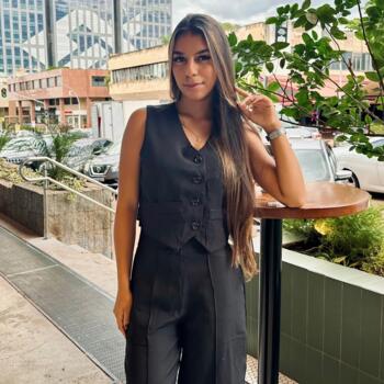 Babysitter in Valparaíso de Goiás: Daiane