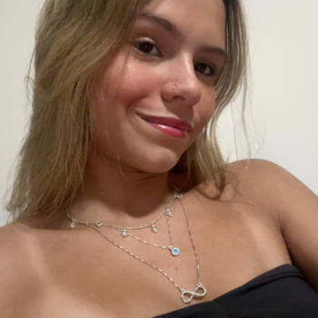 Babysitter in Niterói: Sophia