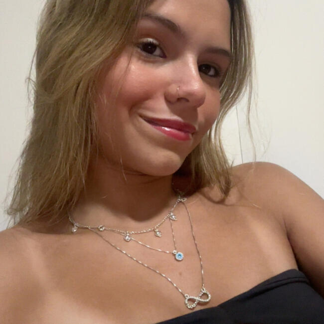 Babysitter in Niterói: Sophia
