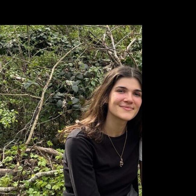 Babysitter in Meudon: Manon