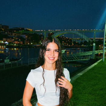 Babysitter em Porto: Júlia Martins