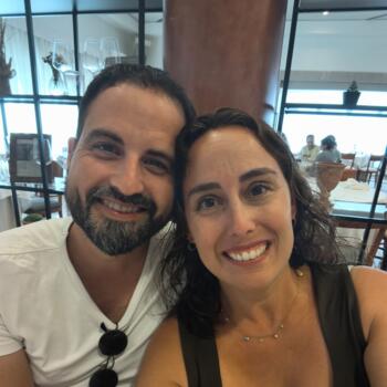 Familia Valencia: Monica
