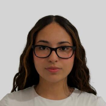 Babysitter in Carouge: Julya