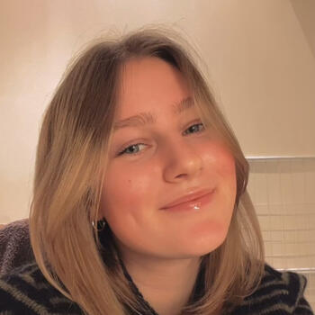 Babysitter in Oslo: Mila