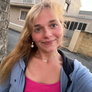 Babysitter in Gondomar: Clara