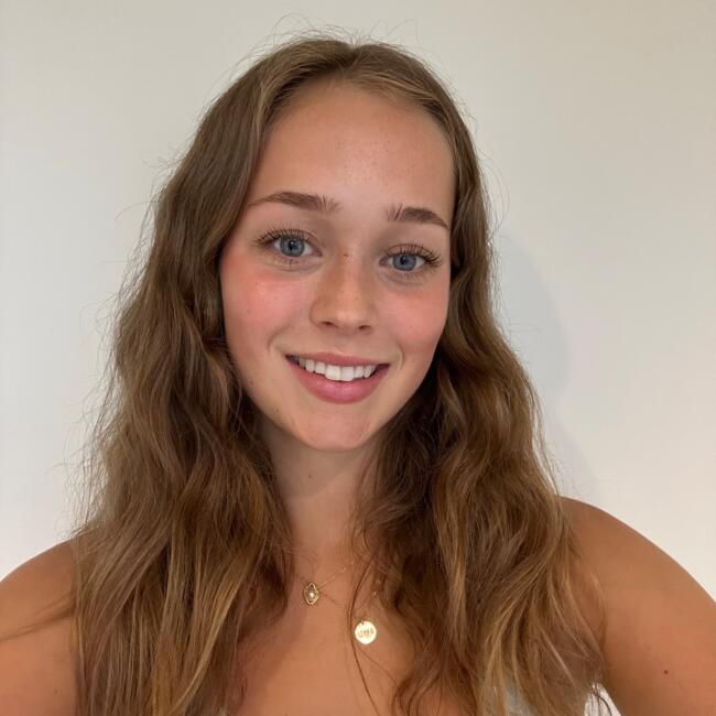 Babysitter in Auckland: Jenna