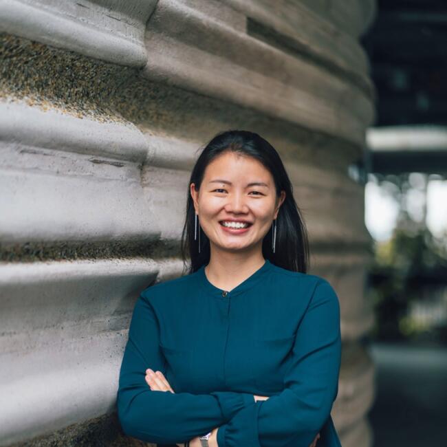 Babysitting job in Singapore: Minbo