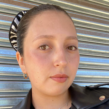 Babysitter in Victoria: Fernanda