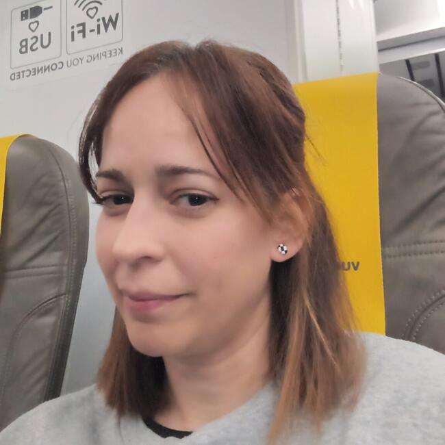 Canguro en Málaga: Erika Yanina