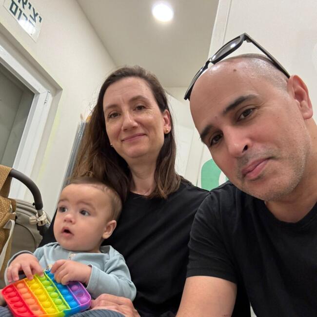 משרת בייביסיטר ב- רעננה: Kasha