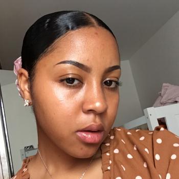 Baby-sitter Nanterre: Tania