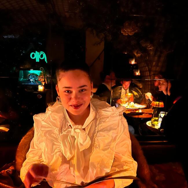 Babysitter in Rambouillet: Cindy