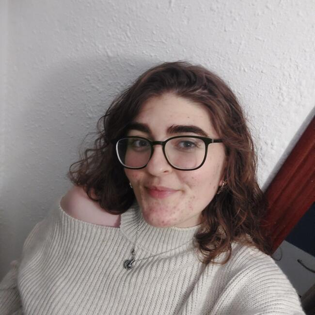 Babysitter in Seville: Lucia