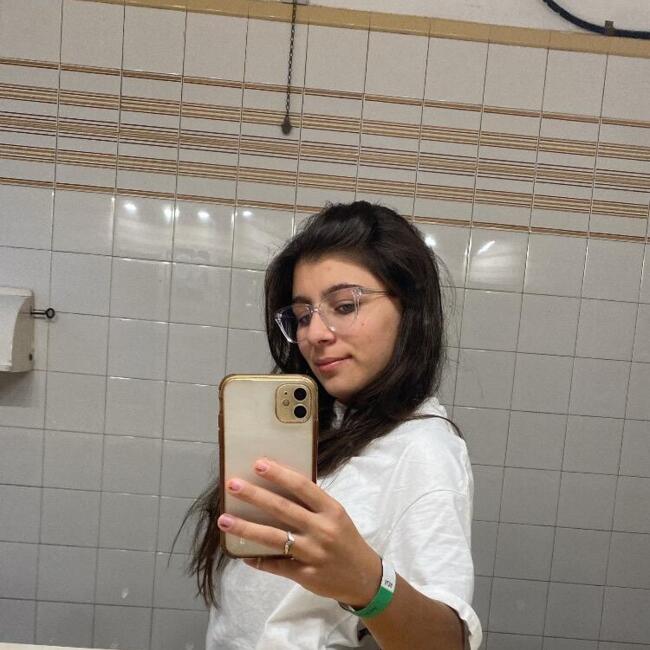 Babysitter in Ciudad de la Costa: Lucia