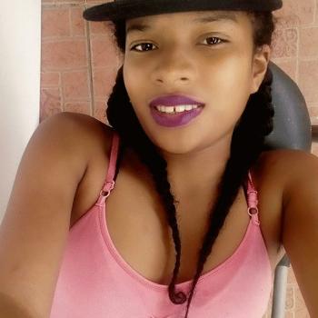 Babysitter in Santiago de Cali: Hayley