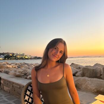 Babysitter in Paris: Eloïse