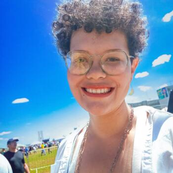 Babysitter in Brasília: Astra de Lima