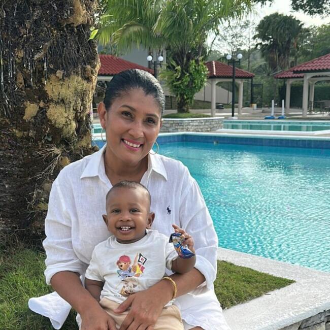 Trabajo para niñera en San Miguelito: Kenia