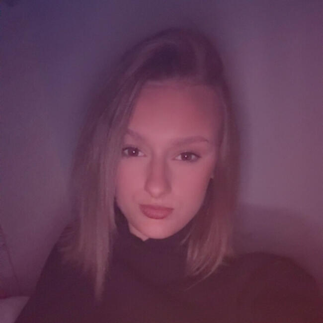 Babysitter in Fresnoy-Andainville: Shayana