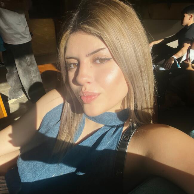 Babysitter in Port Montt: Denisse