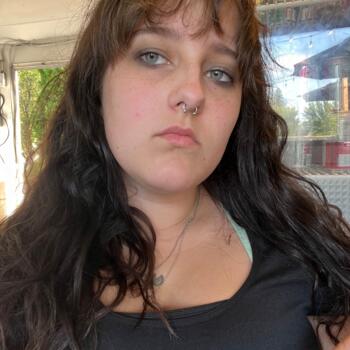 Babysitter in Oakville: Hanna