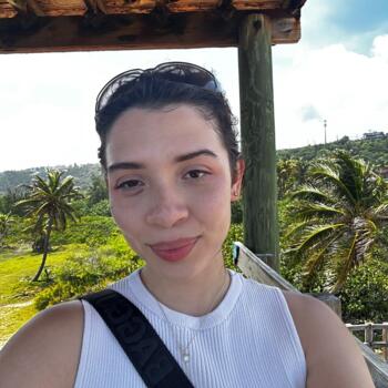 Niñera en Carolina: Ananya