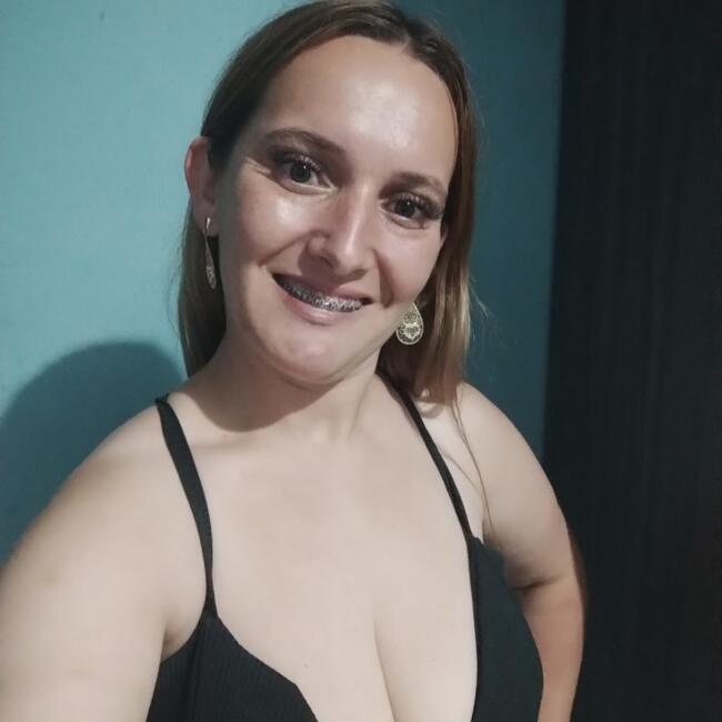 Babysitter in Pelotas: Vanessa
