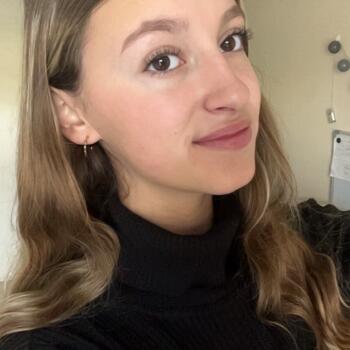 Babysitter in Orléans: Jade