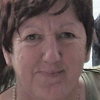 Babysitter Geelong: Karen